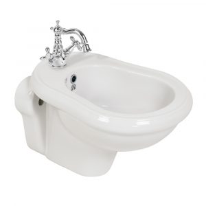 Bidet sospeso, Bella